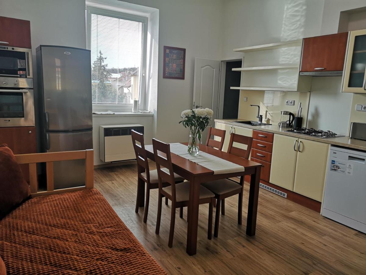 Fine Apartment In Centrum Of Slany With Aircondition Exterior foto